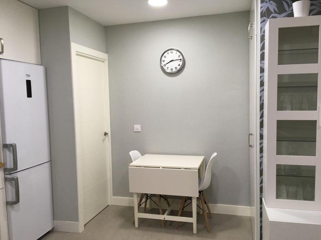 Centrico Apartament al lado de la estacion d tren Logroño Exterior foto